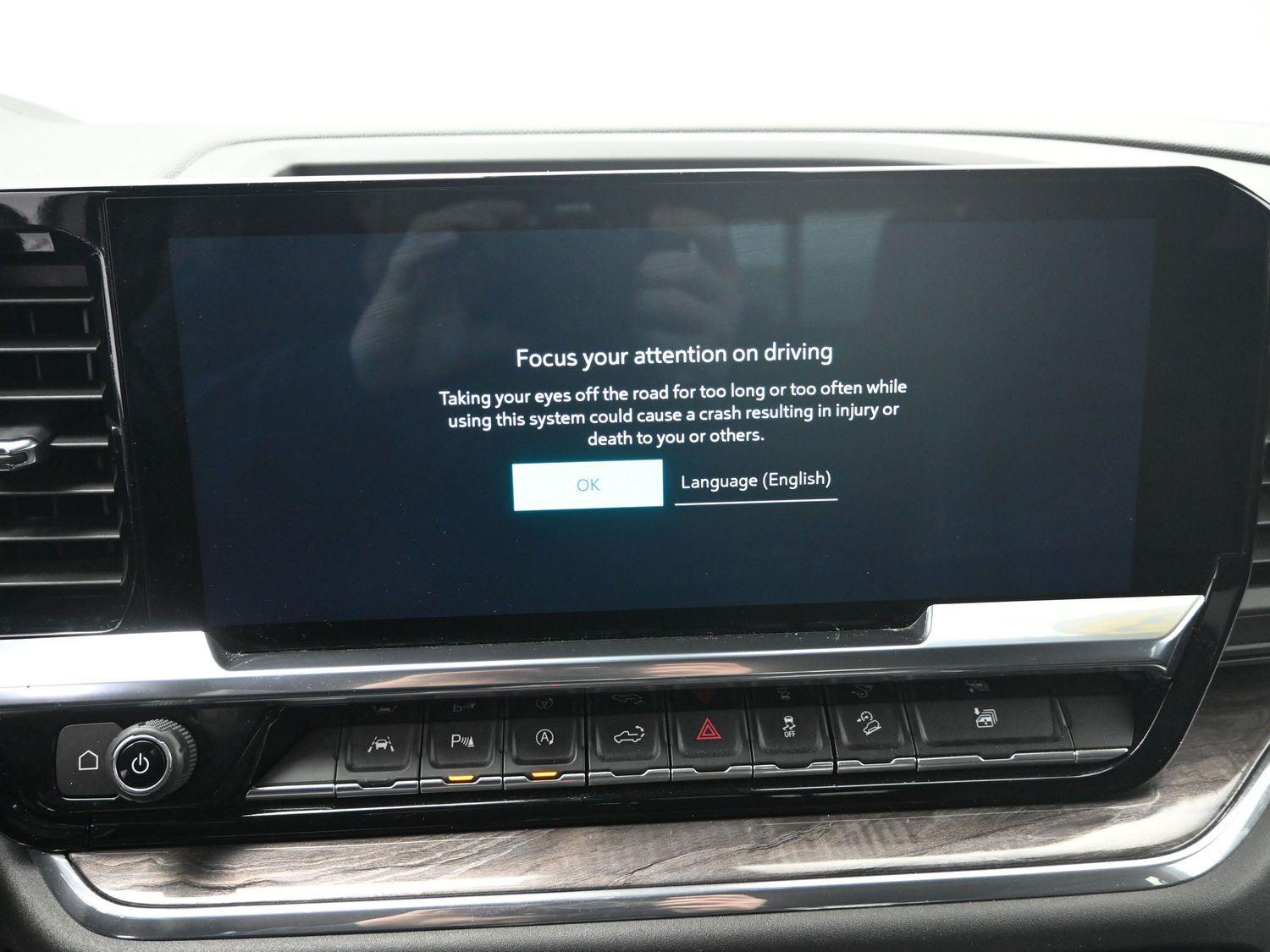 Used 2023 Summit White Chevrolet LTZ image 32