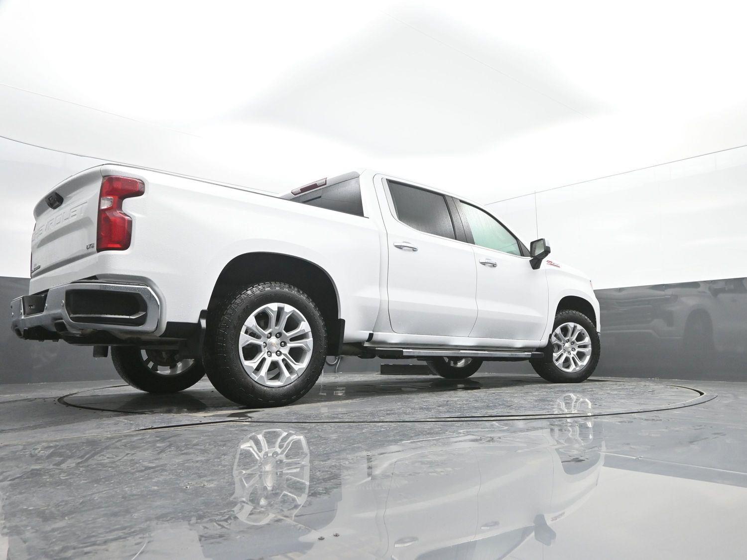 Used 2023 Summit White Chevrolet LTZ image 40