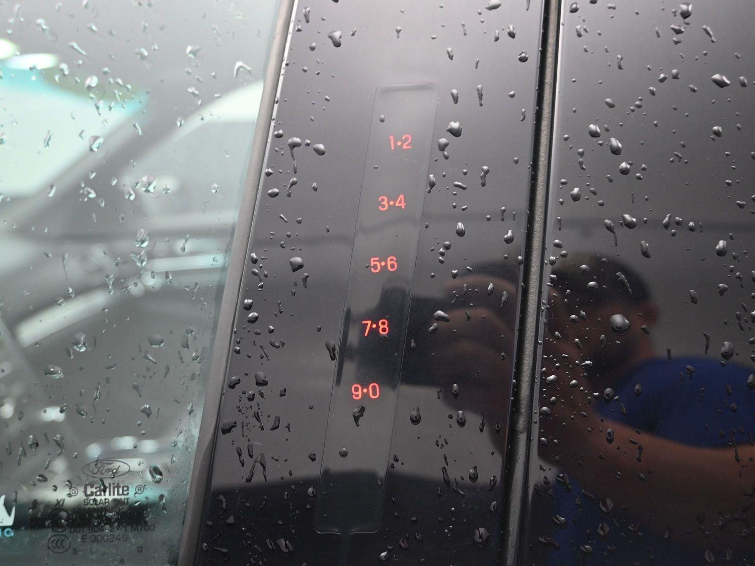 Used 2016 White Platinum Metallic Tri-Coat FORD Sport image 16