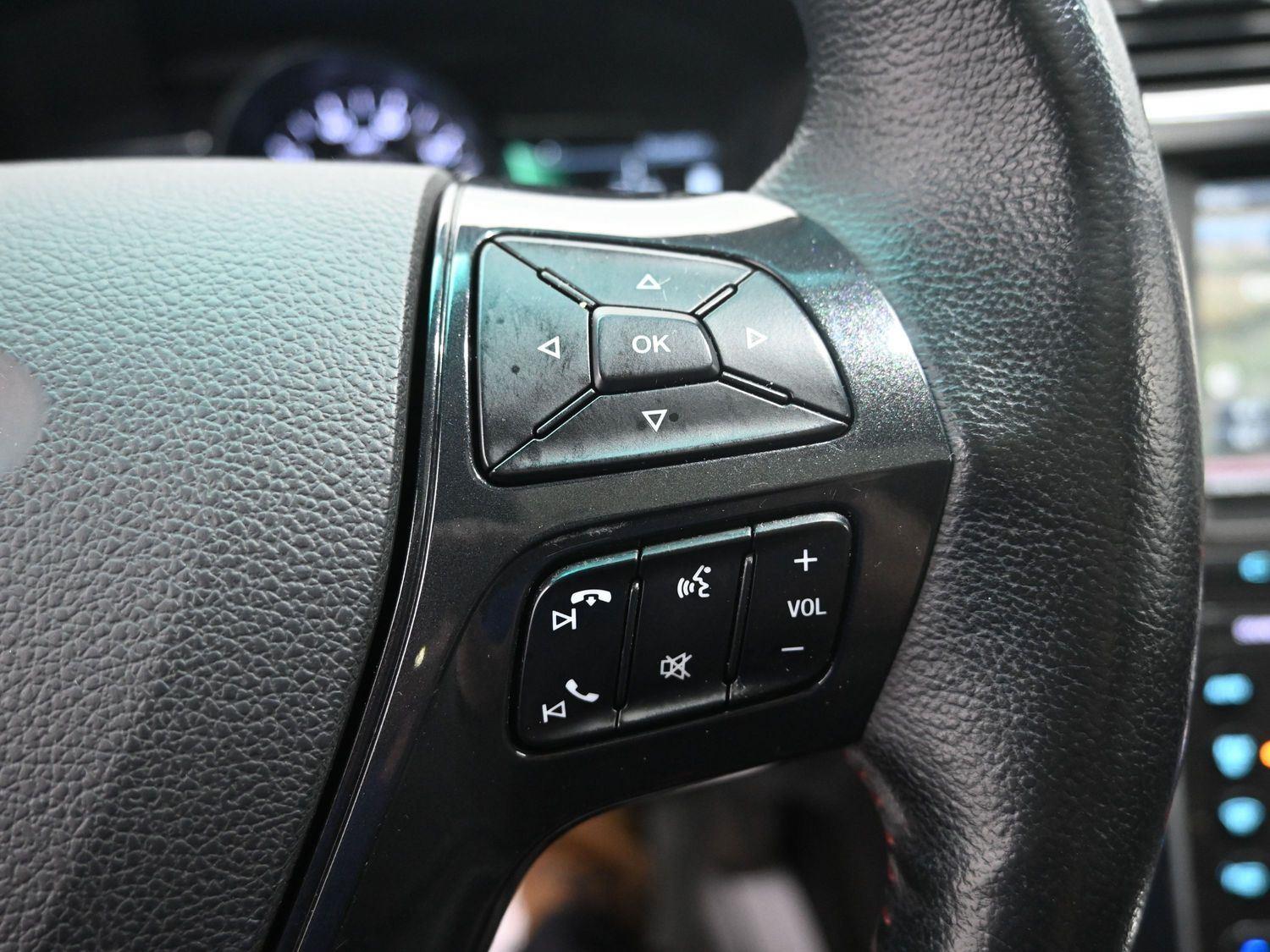 Used 2016 White Platinum Metallic Tri-Coat FORD Sport image 25