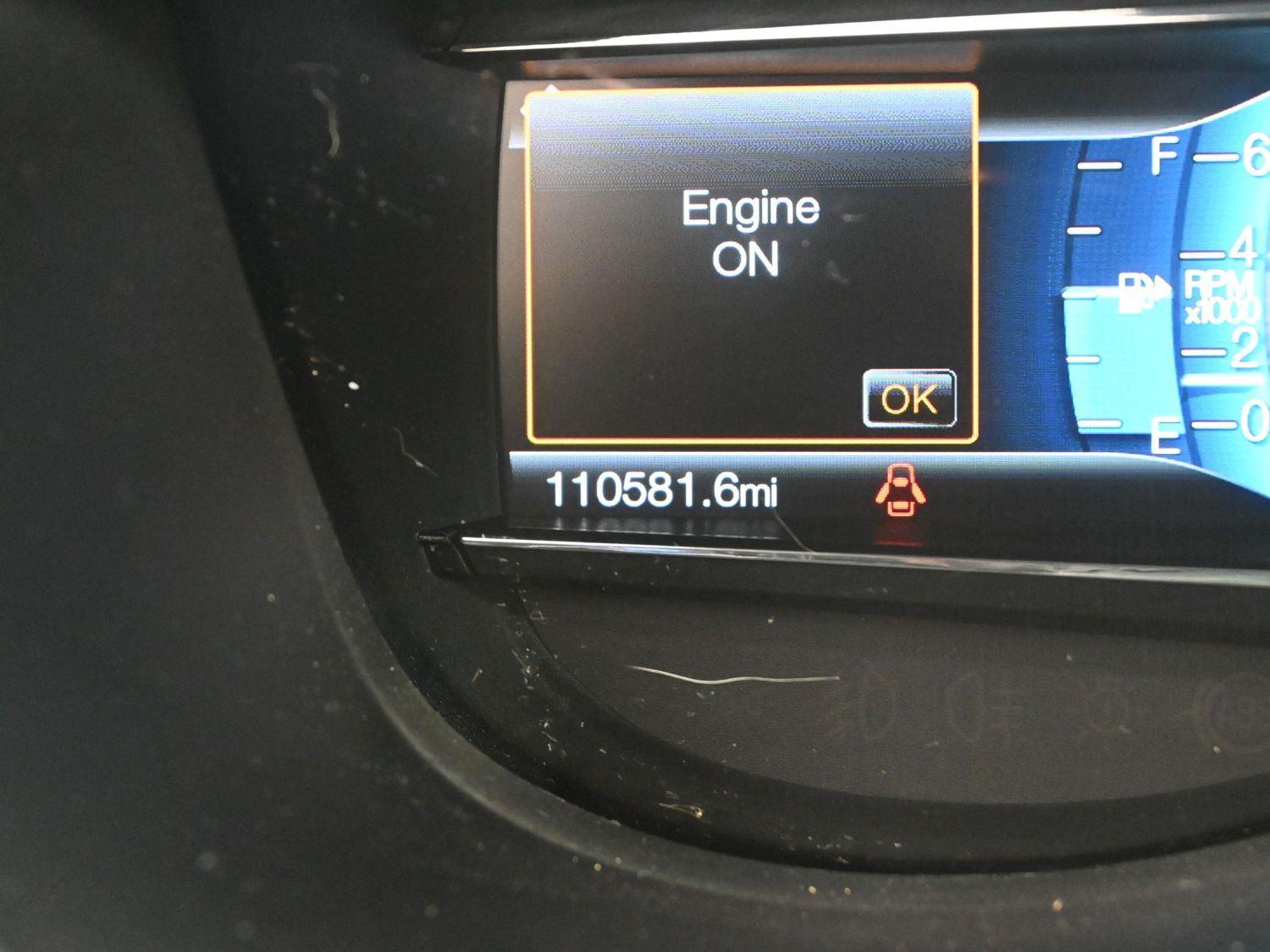 Used 2016 White Platinum Metallic Tri-Coat FORD Sport image 27