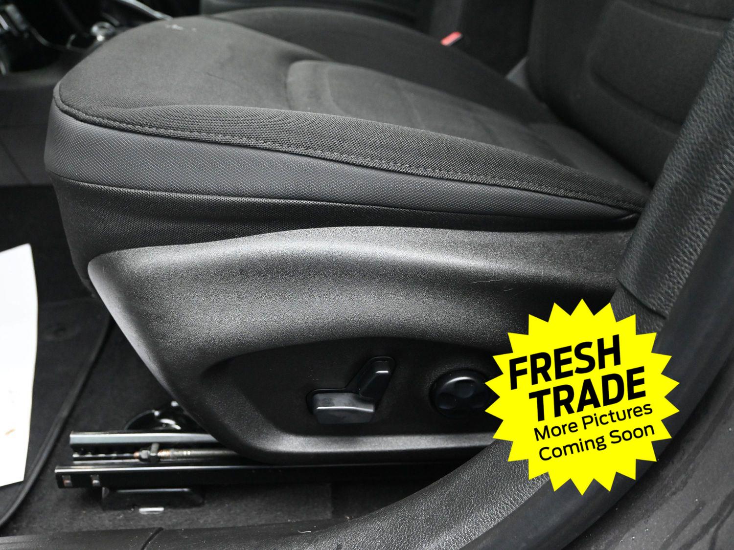 Used 2017 Granite Crystal Metallic Clearcoat Jeep Altitude image 19