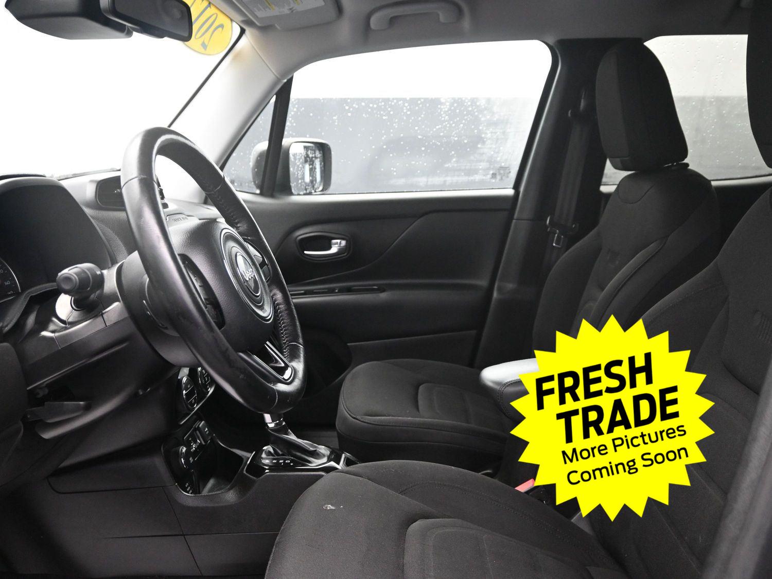 Used 2017 Granite Crystal Metallic Clearcoat Jeep Altitude image 20