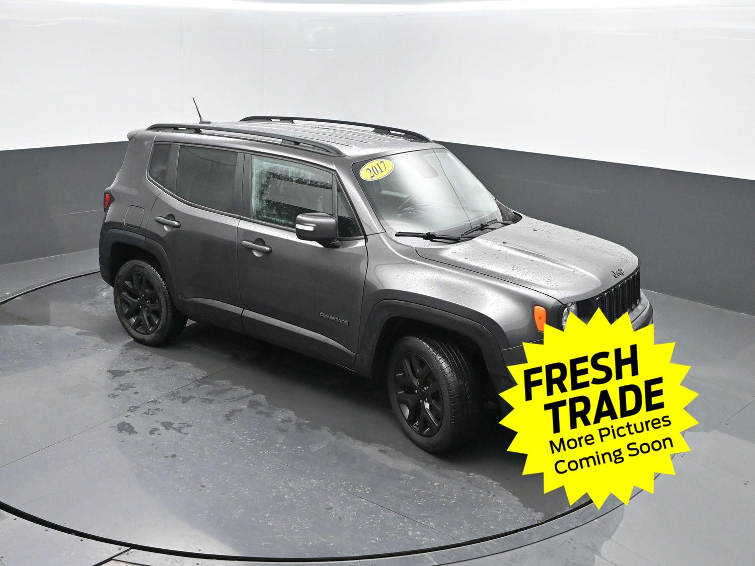 Used 2017 Granite Crystal Metallic Clearcoat Jeep Altitude image 38