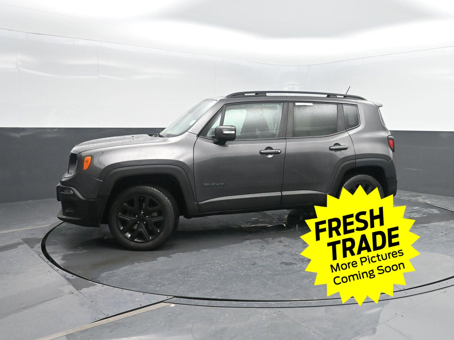 Used 2017 Granite Crystal Metallic Clearcoat Jeep Altitude image 40