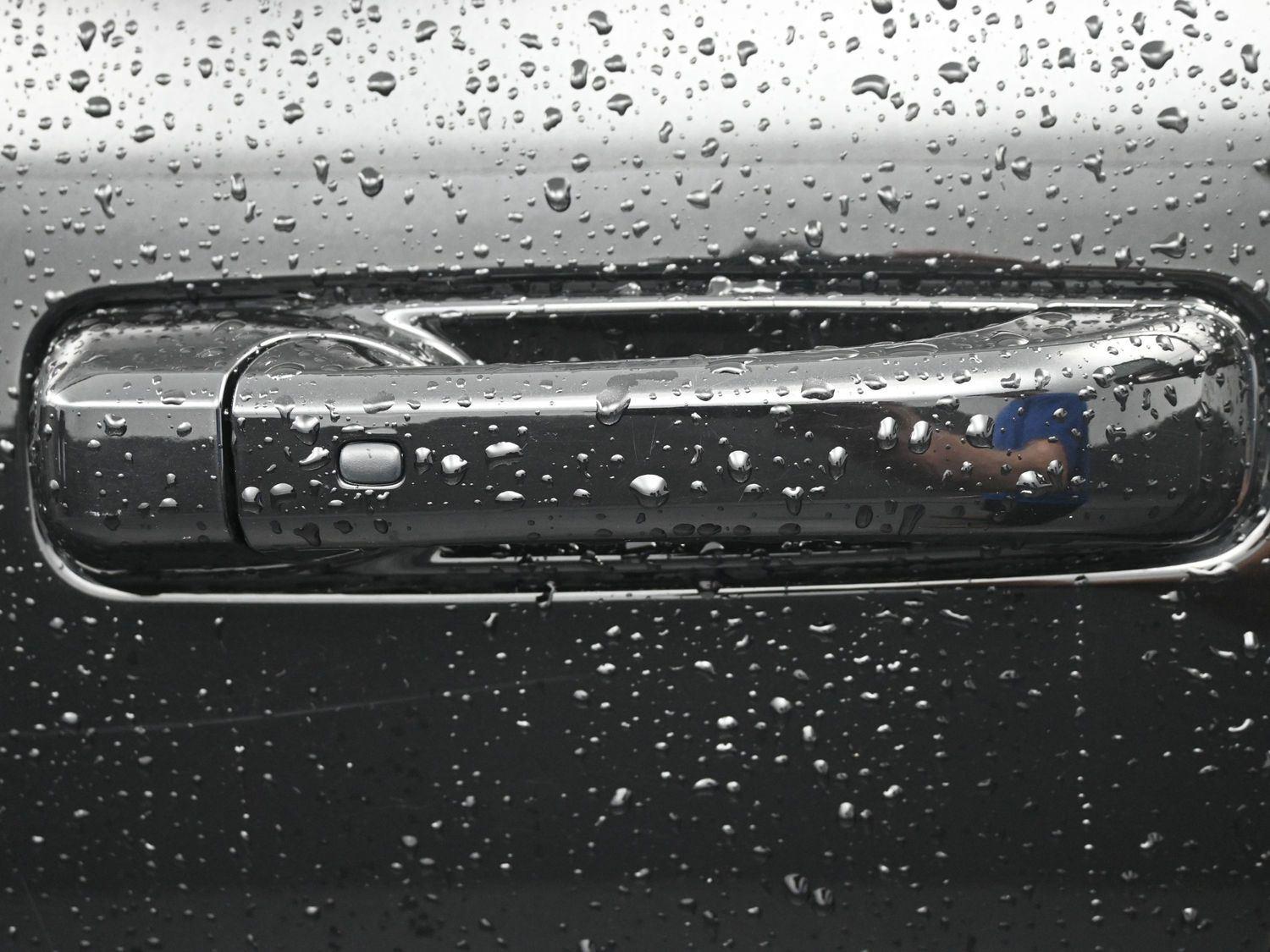 Used 2023 Diamond Black Crystal Pearlcoat Ram Longhorn image 9