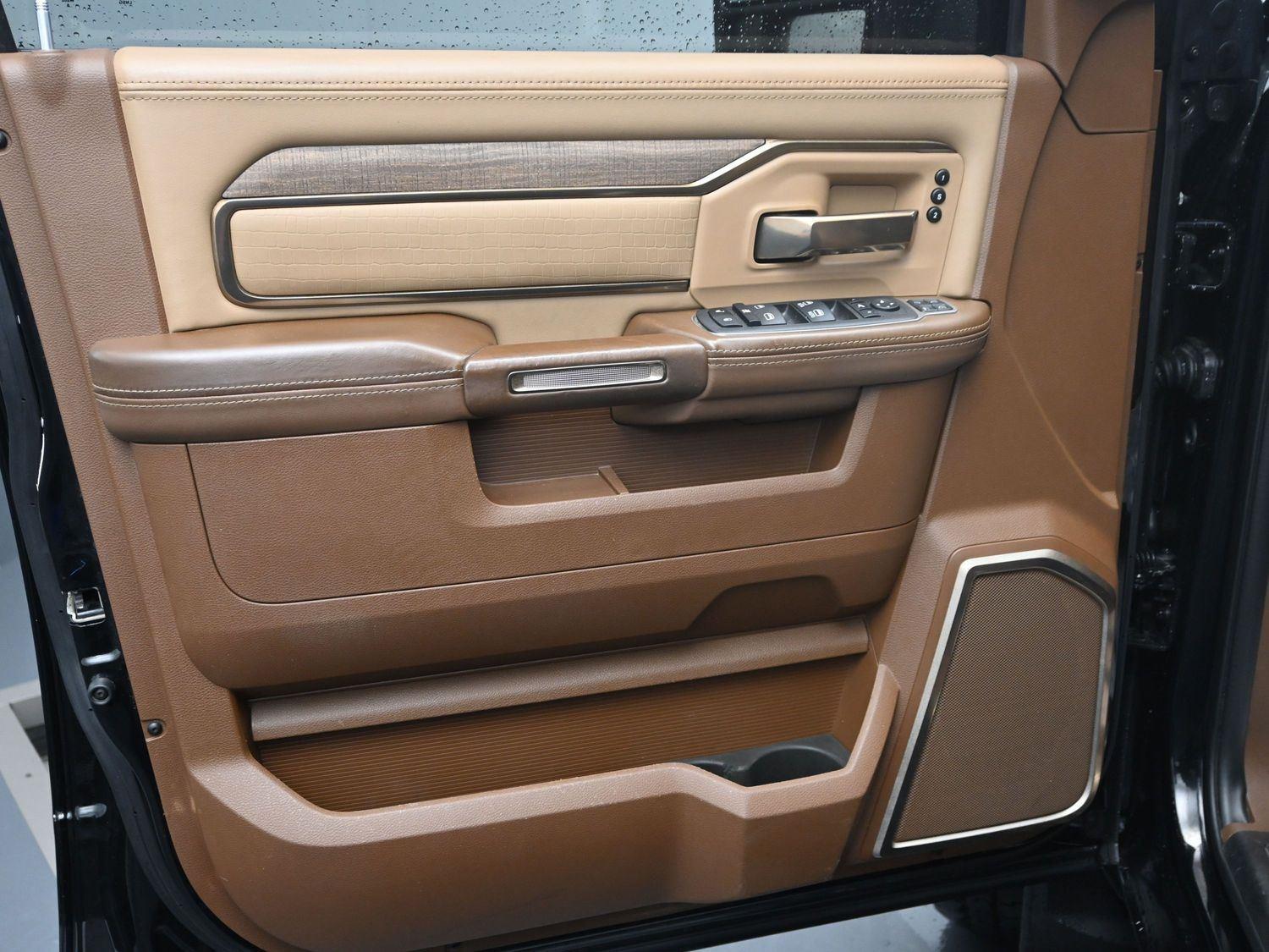 Used 2023 Diamond Black Crystal Pearlcoat Ram Longhorn image 23