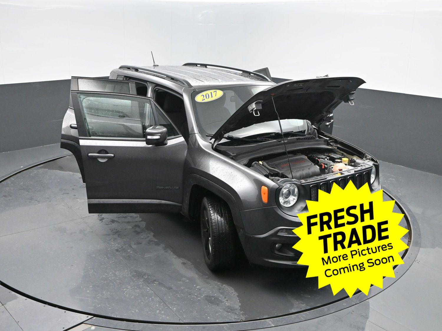 Used 2017 Granite Crystal Metallic Clearcoat Jeep Altitude image 44