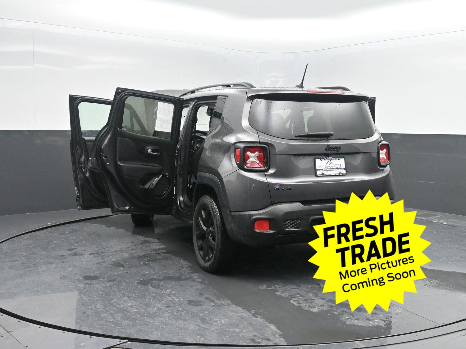 Used 2017 Granite Crystal Metallic Clearcoat Jeep Altitude image 45