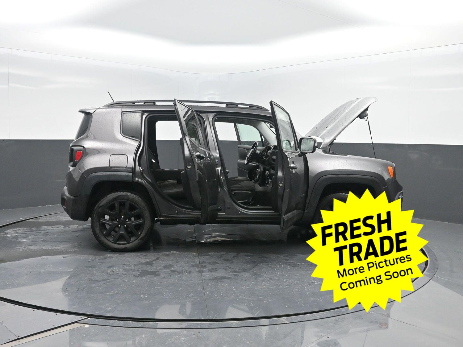 Used 2017 Granite Crystal Metallic Clearcoat Jeep Altitude image 46