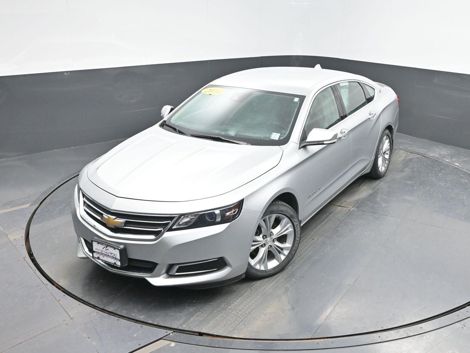 Used 2014 Silver Ice Metallic Chevrolet LT image 34