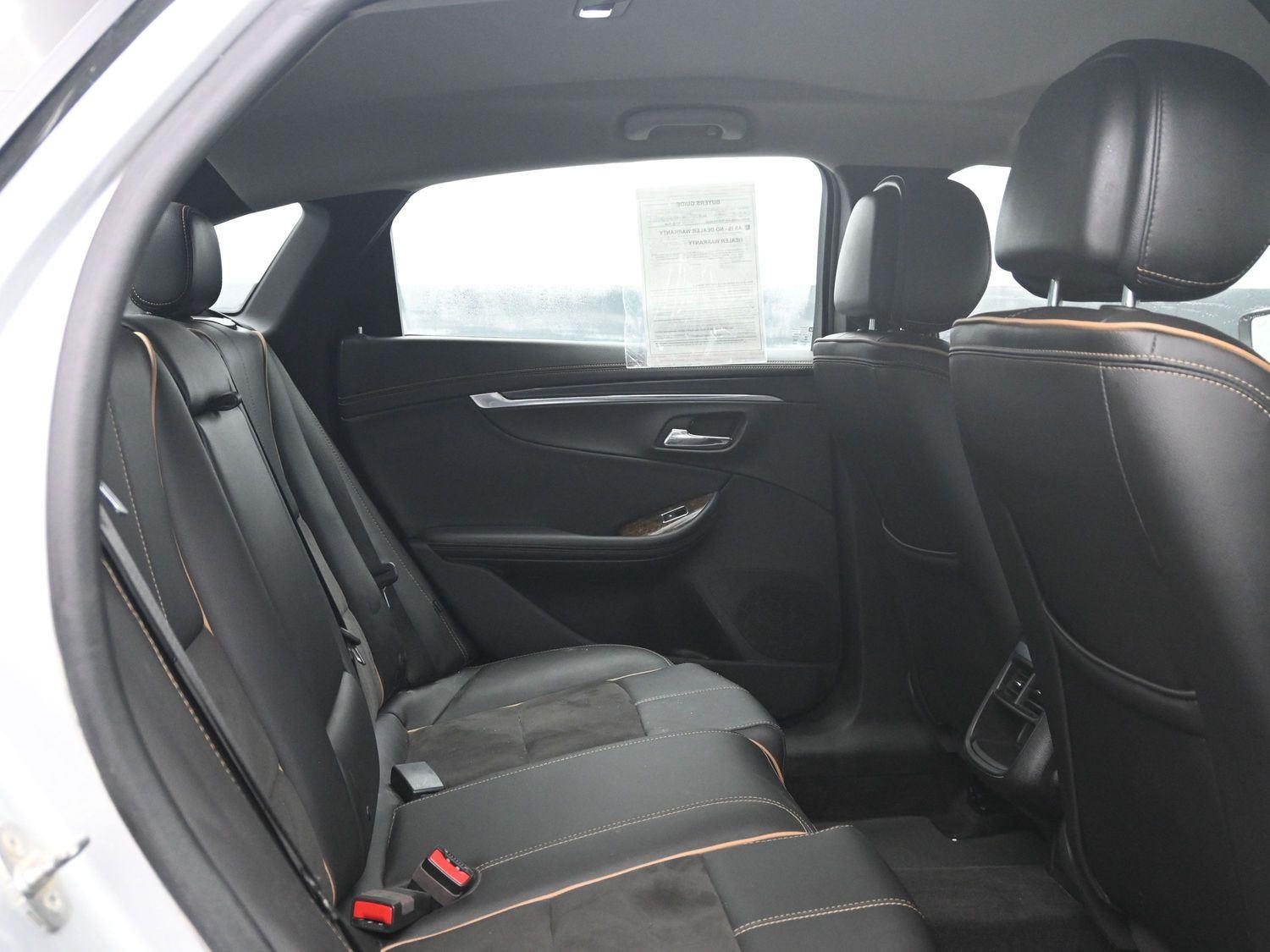 Used 2014 Silver Ice Metallic Chevrolet LT image 12