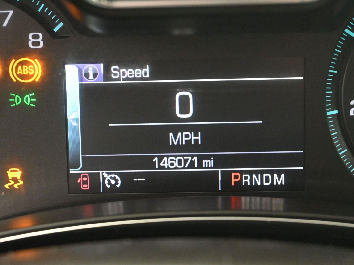 Used 2014 Silver Ice Metallic Chevrolet LT image 25