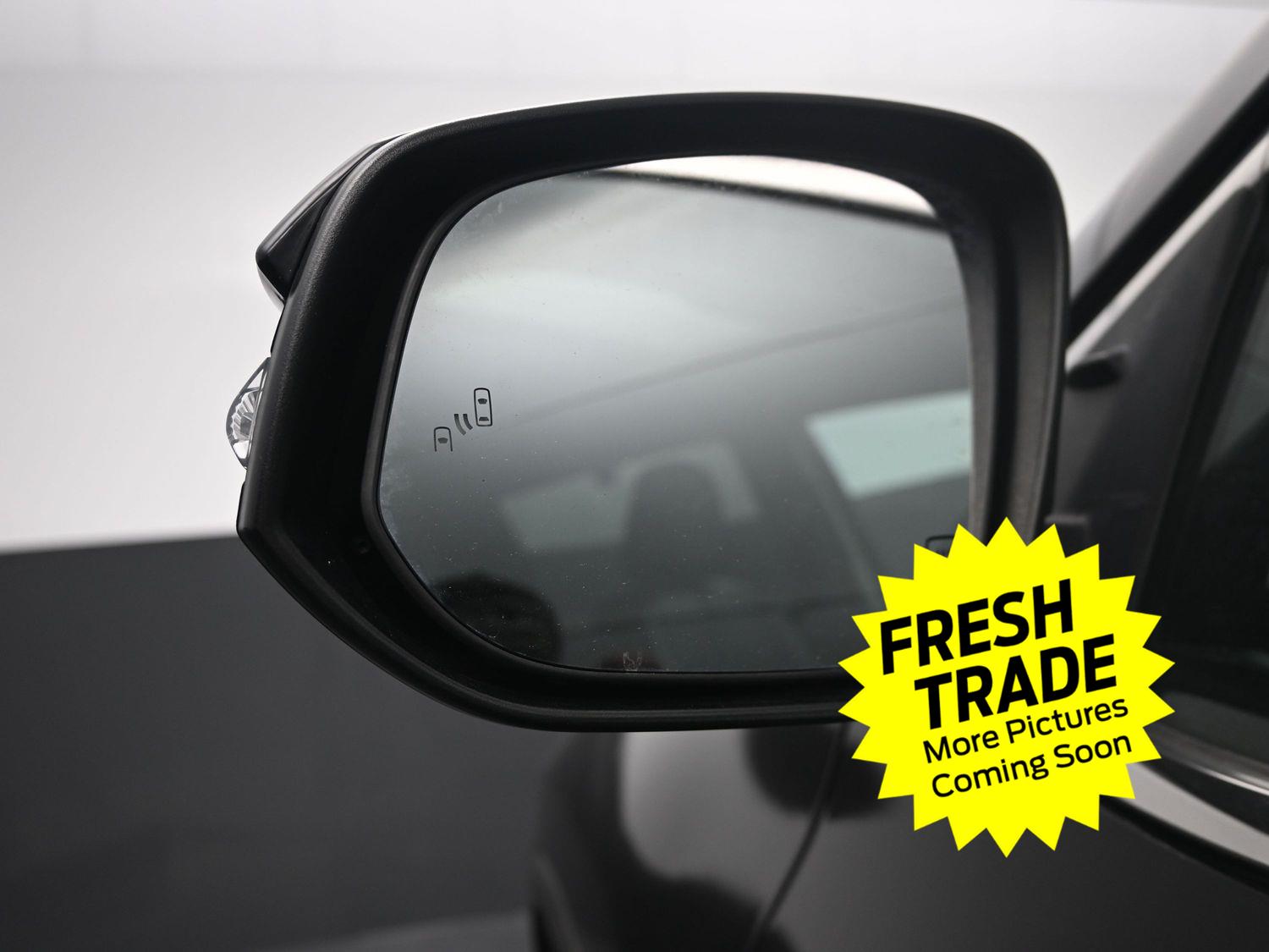 Used 2017 Midnight Black Metallic Toyota SE image 18