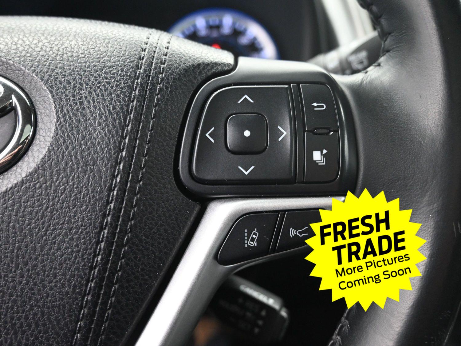 Used 2017 Midnight Black Metallic Toyota SE image 24