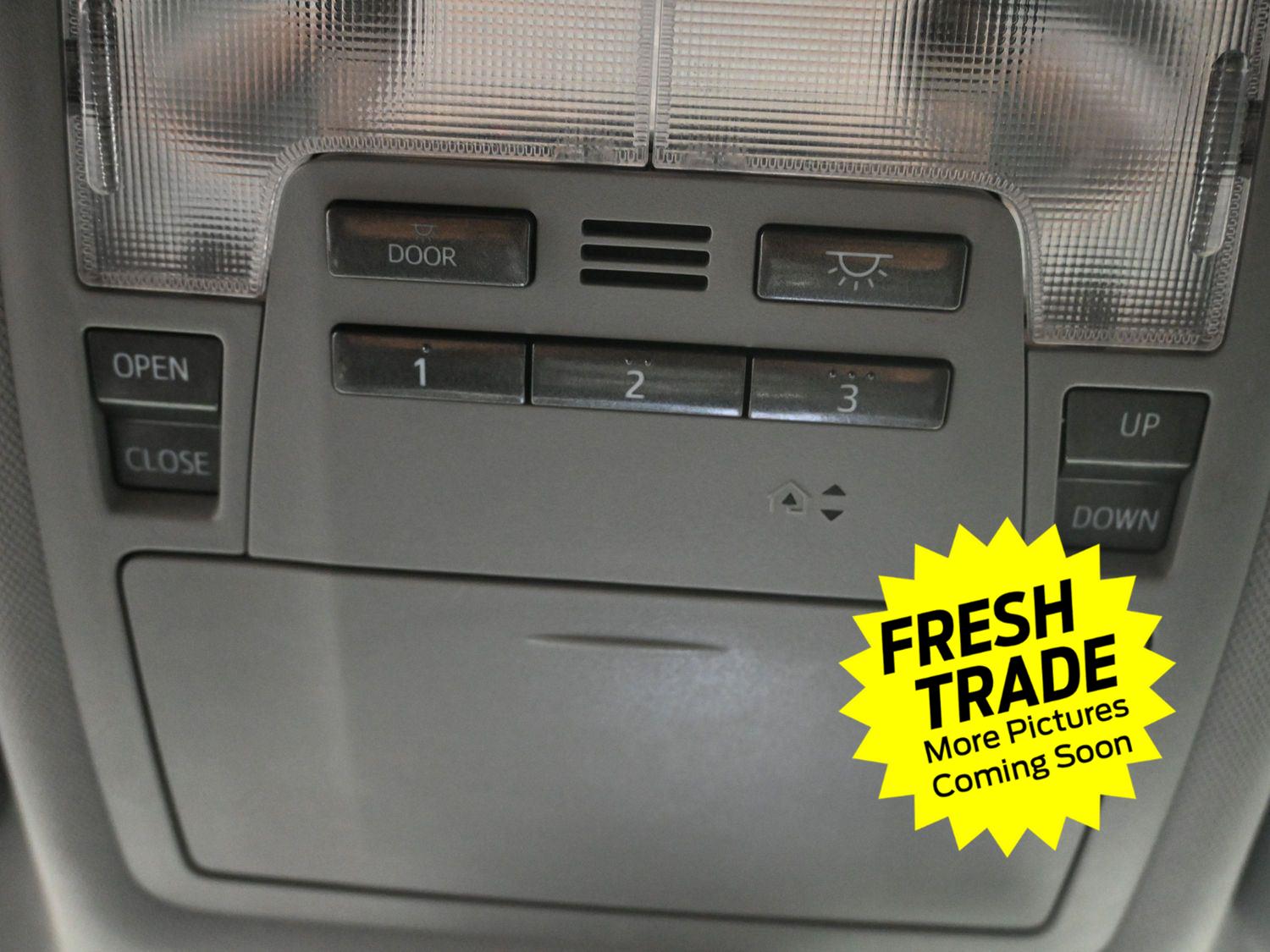 Used 2017 Midnight Black Metallic Toyota SE image 31