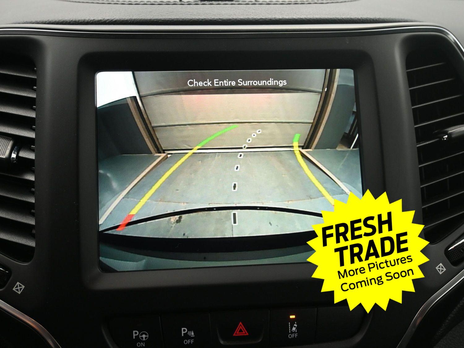 Used 2023 Sting-Gray Clearcoat Jeep Altitude Lux image 28