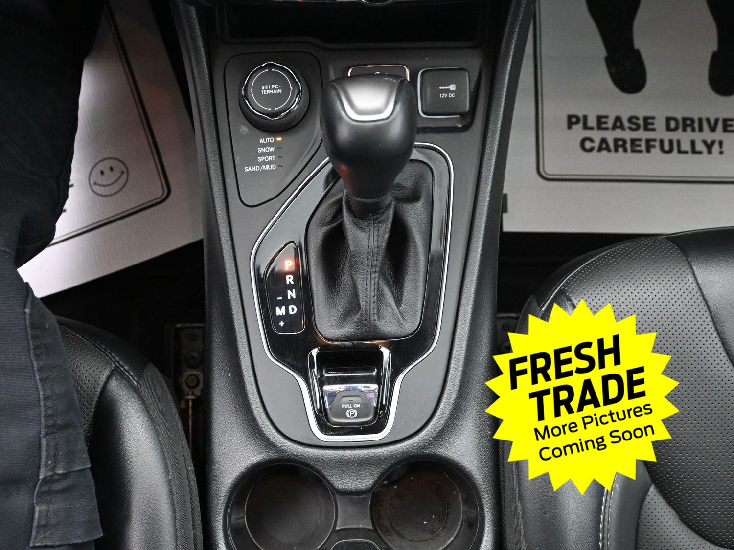 Used 2023 Sting-Gray Clearcoat Jeep Altitude Lux image 30