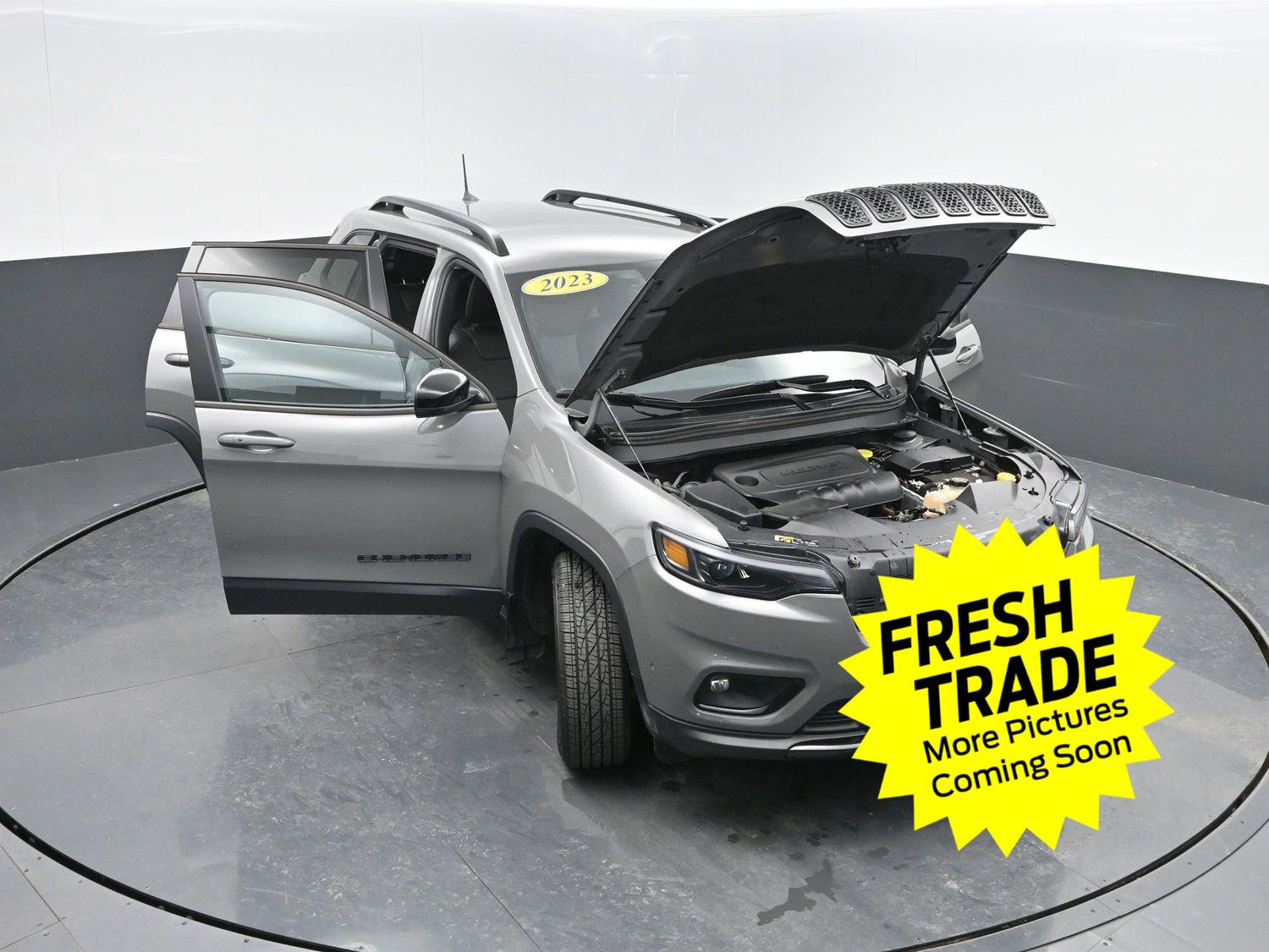 Used 2023 Sting-Gray Clearcoat Jeep Altitude Lux image 45