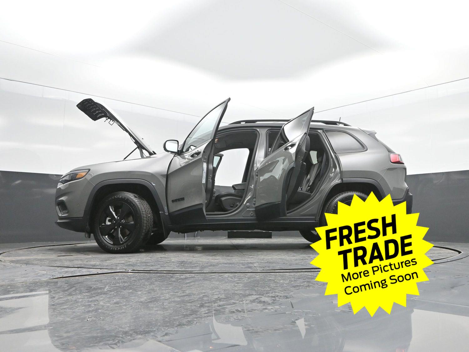 Used 2023 Sting-Gray Clearcoat Jeep Altitude Lux image 50