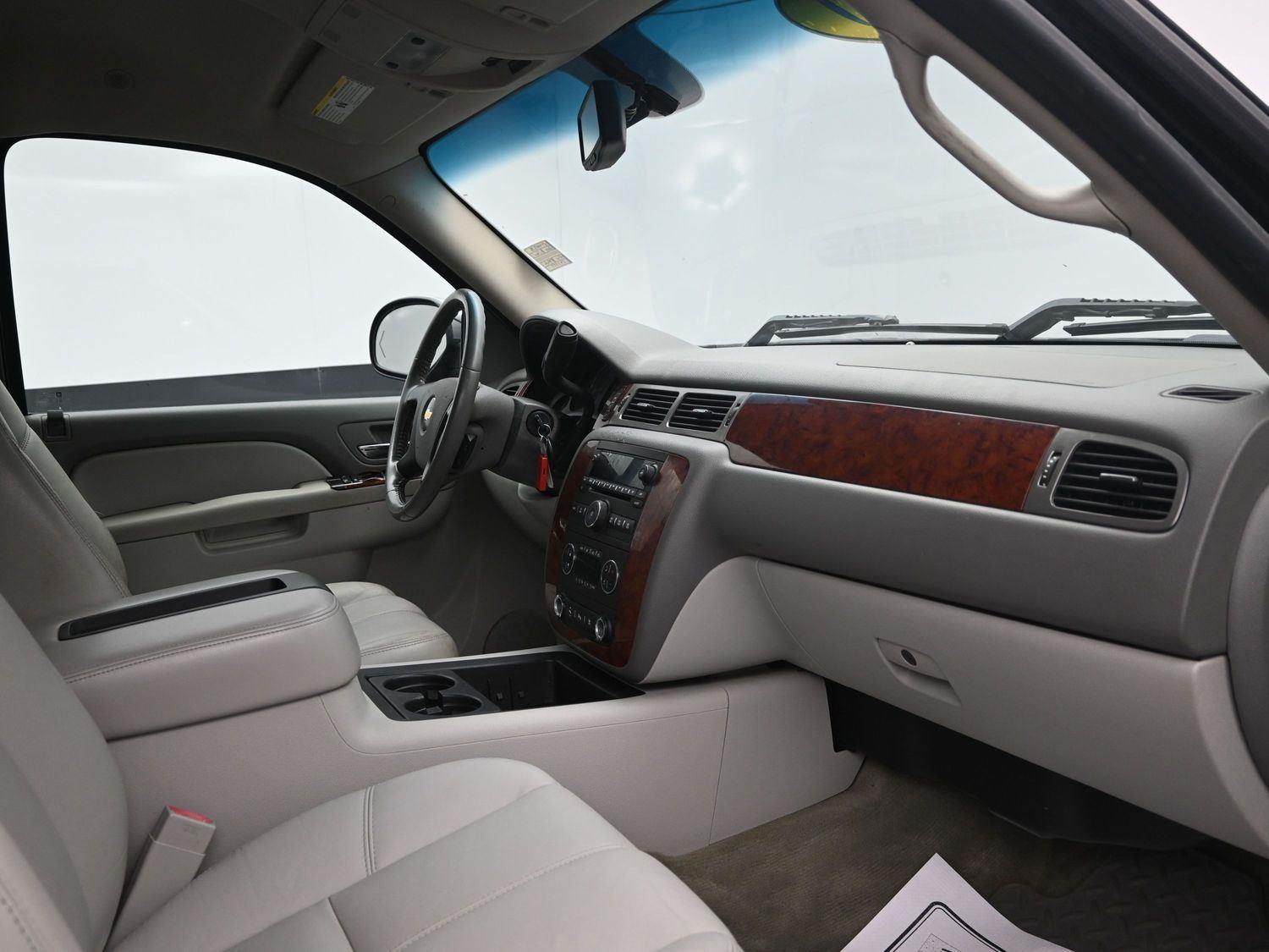 Used 2010 Black Chevrolet LTZ image 10