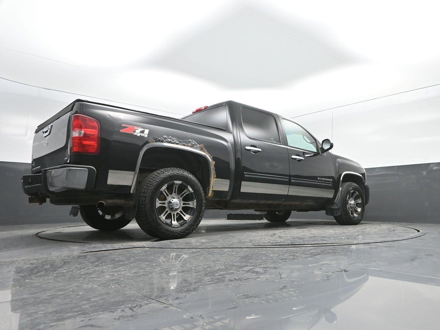 Used 2010 Black Chevrolet LTZ image 30