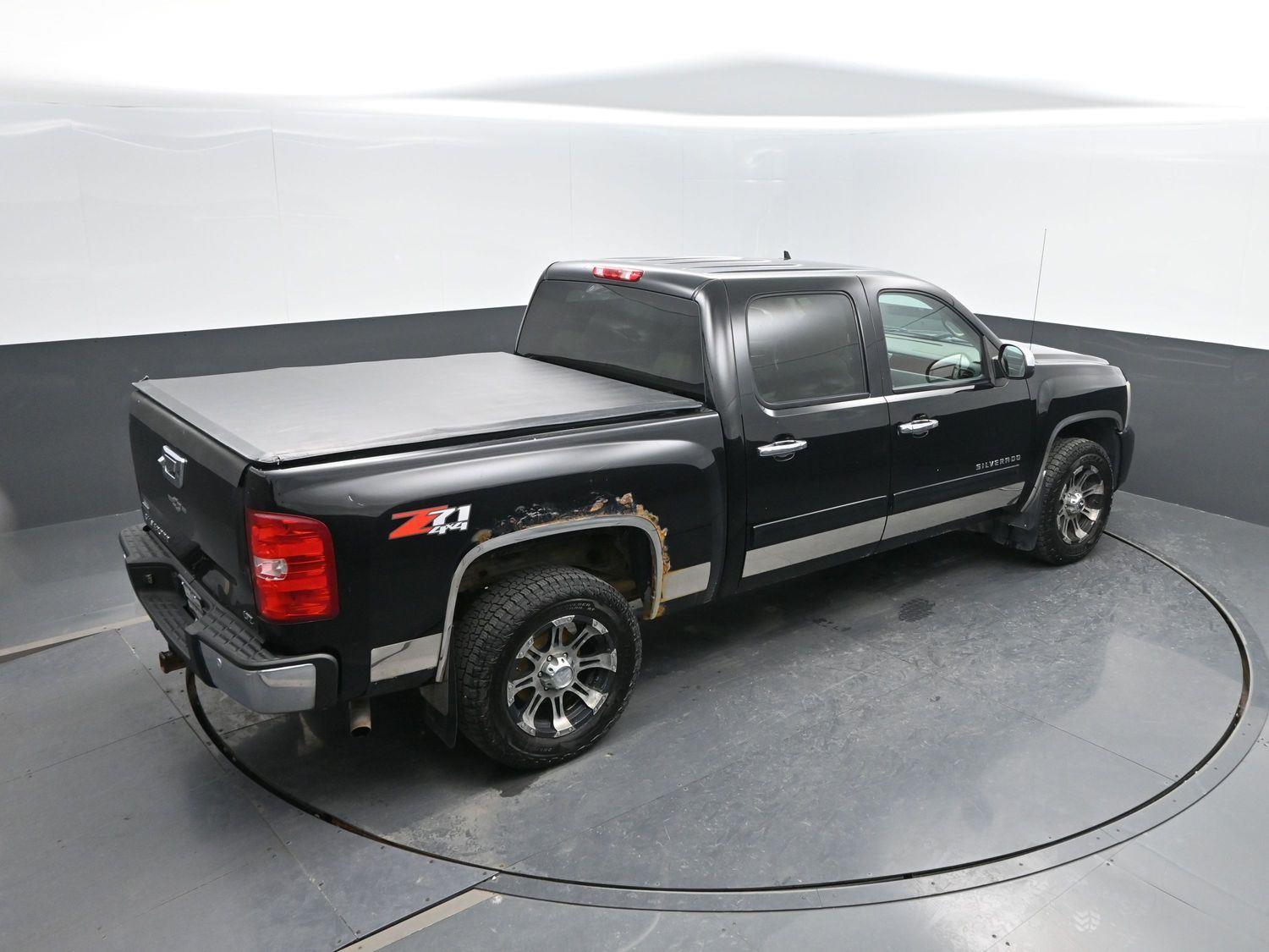 Used 2010 Black Chevrolet LTZ image 34