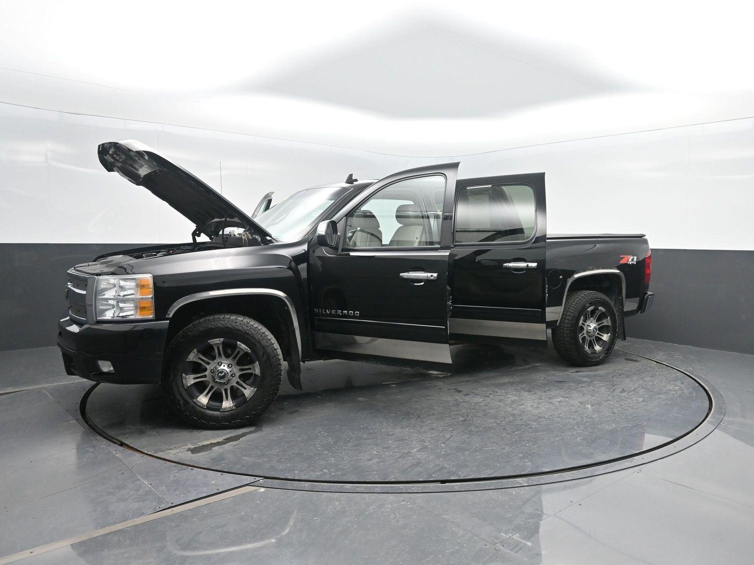 Used 2010 Black Chevrolet LTZ image 44
