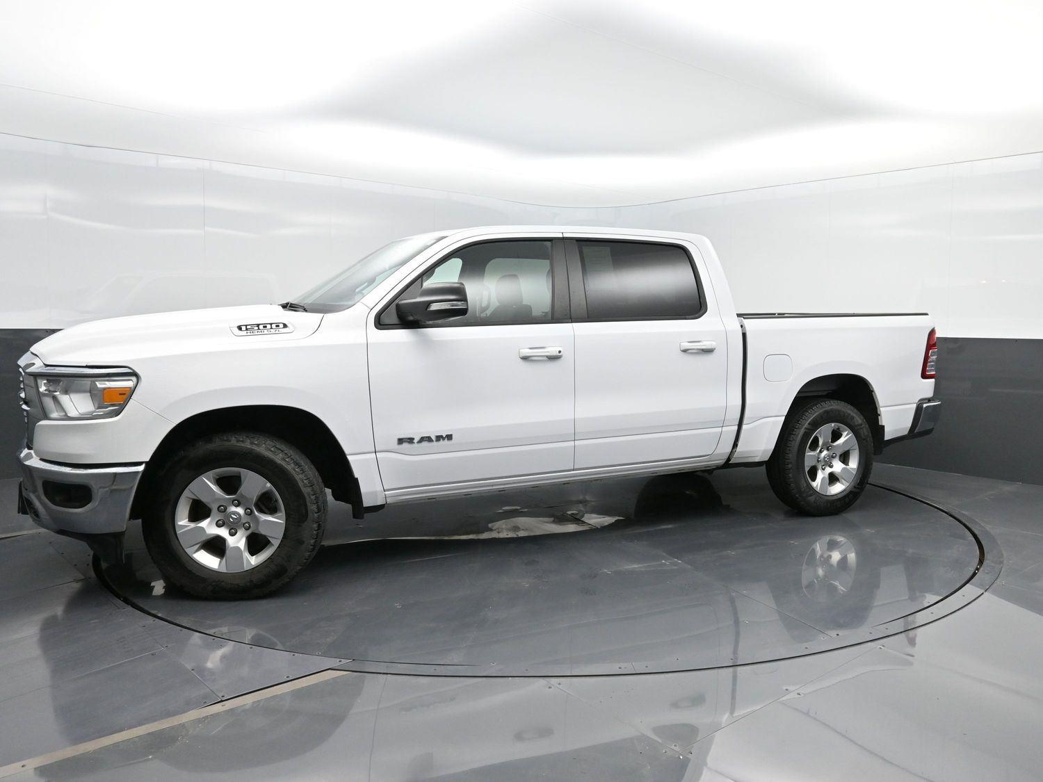 Bright White Clearcoat 2021 RAM 1500 Big Horn Crew Cab 4WD Pickup Truck Four-Wheel Drive 8-Speed Automatic