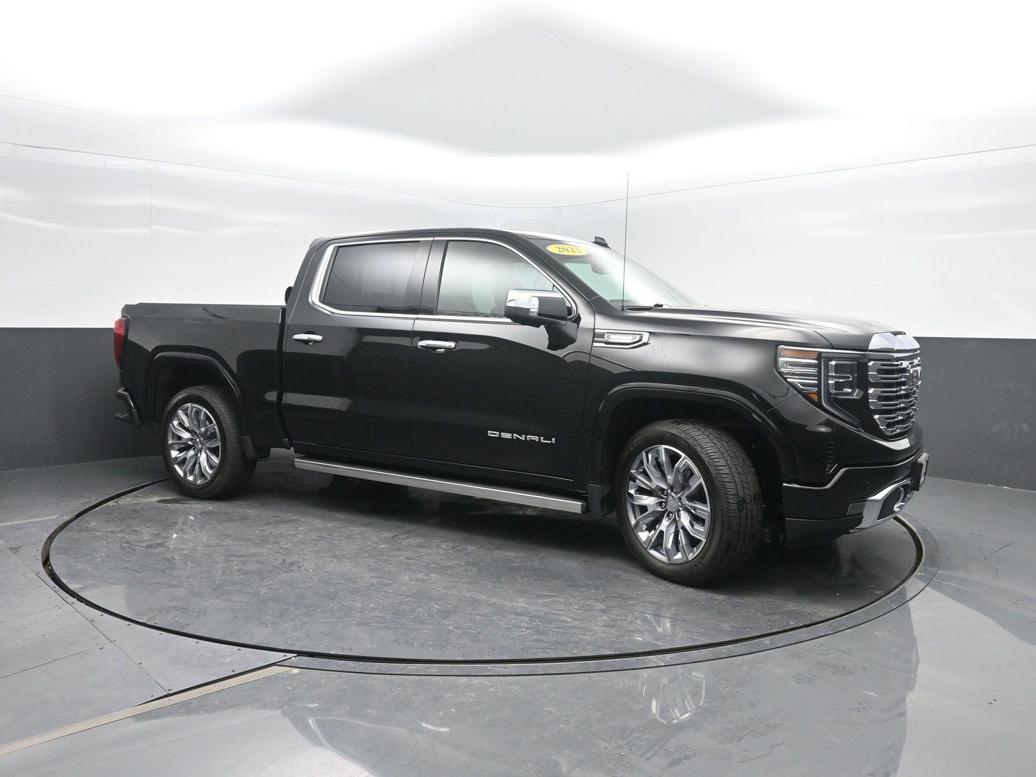 Used 2023 Onyx Black GMC Denali image 4