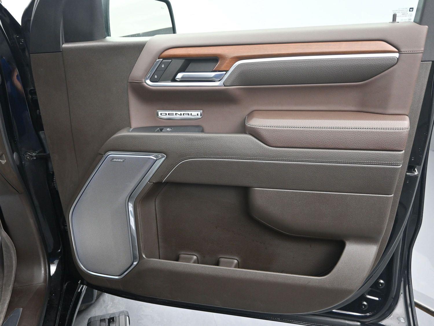 Used 2023 Onyx Black GMC Denali image 10