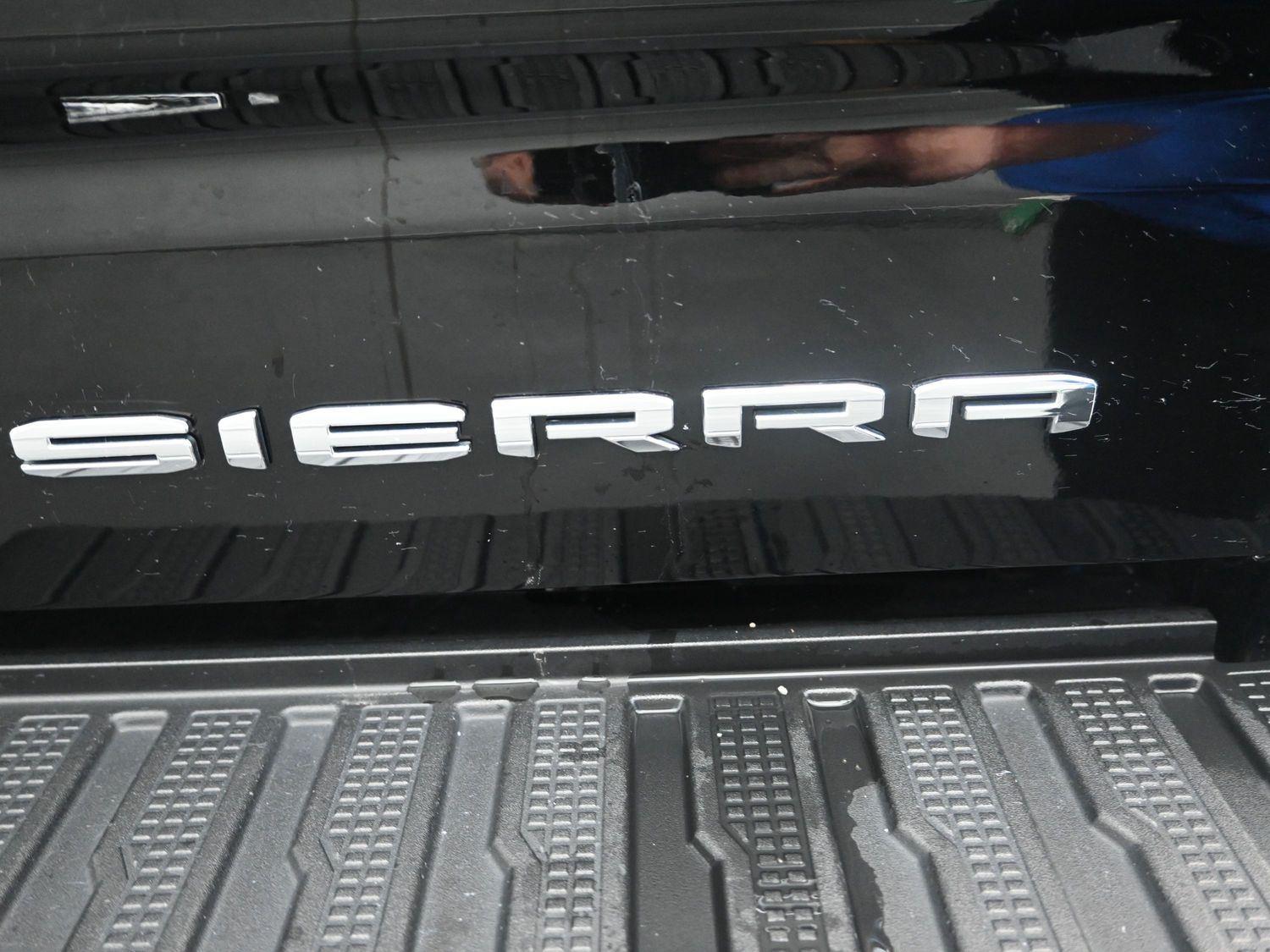 Used 2023 Onyx Black GMC Denali image 17