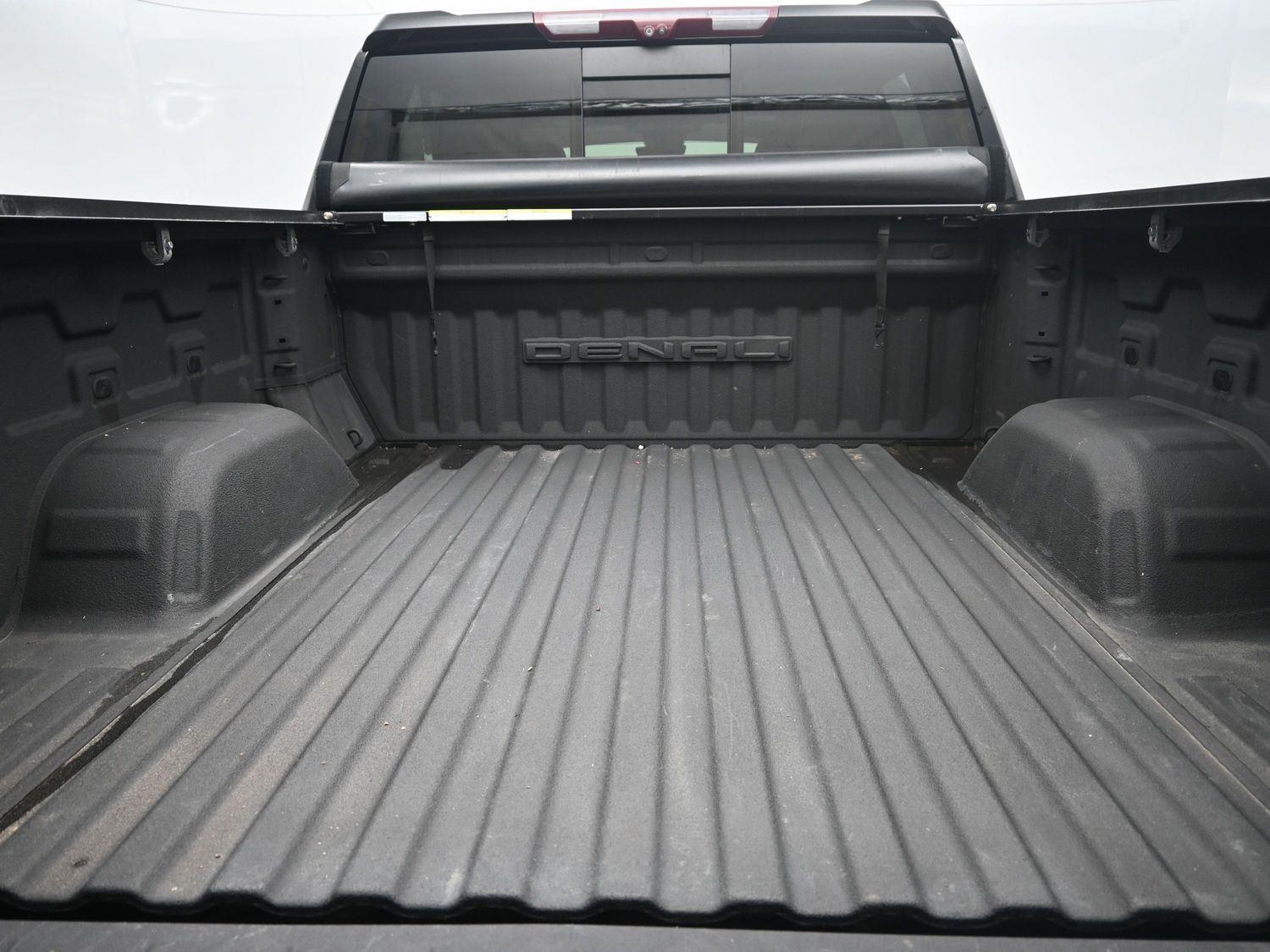 Used 2023 Onyx Black GMC Denali image 18