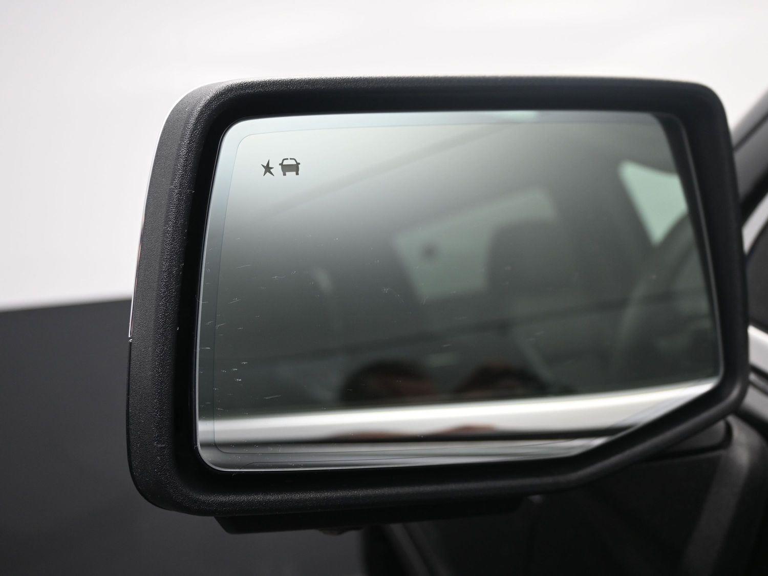 Used 2023 Onyx Black GMC Denali image 21