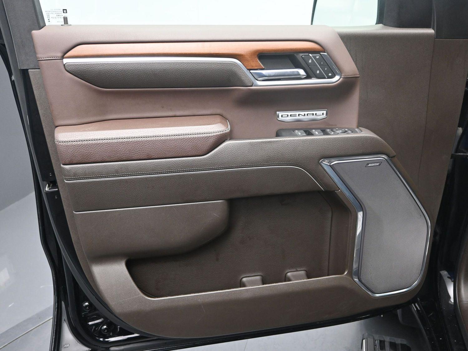 Used 2023 Onyx Black GMC Denali image 22