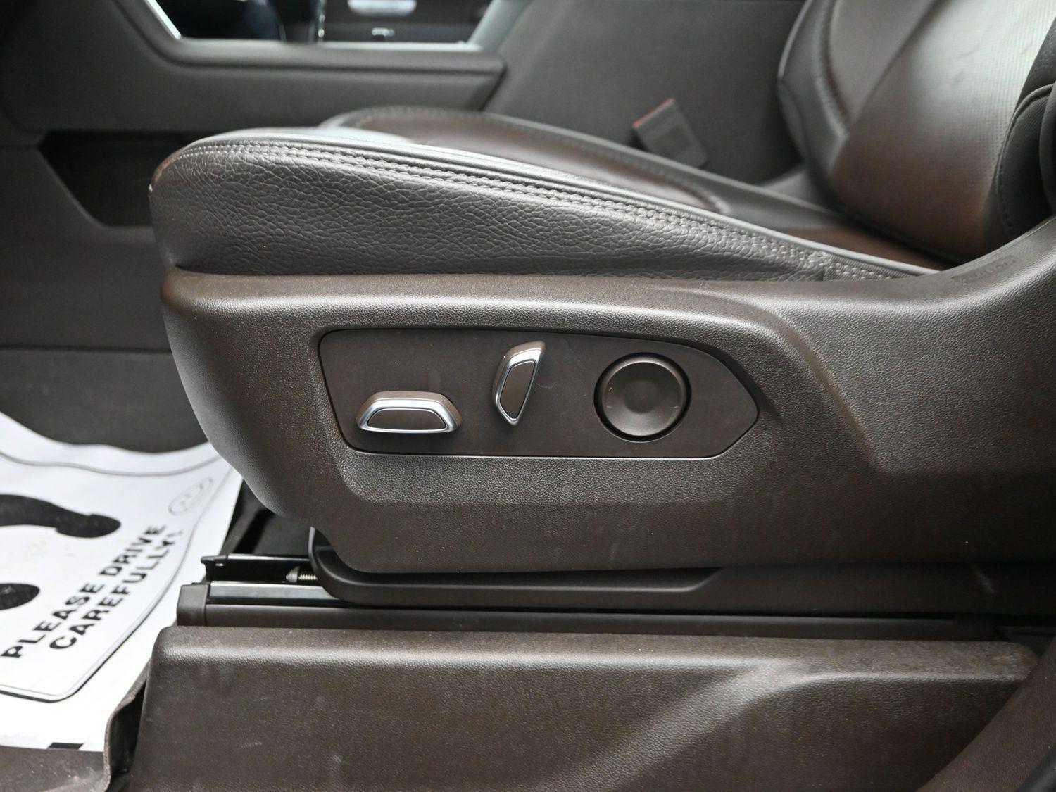 Used 2023 Onyx Black GMC Denali image 24