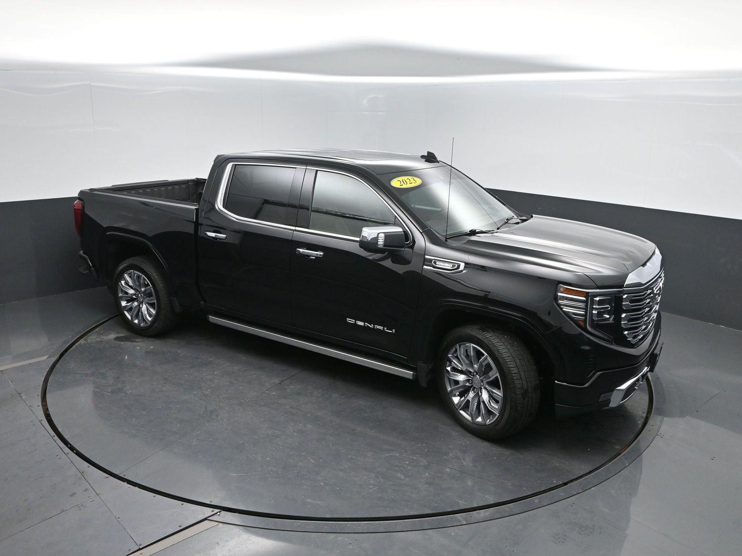 Used 2023 Onyx Black GMC Denali image 45
