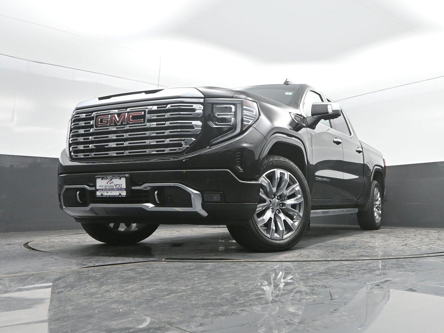 Used 2023 Onyx Black GMC Denali image 50