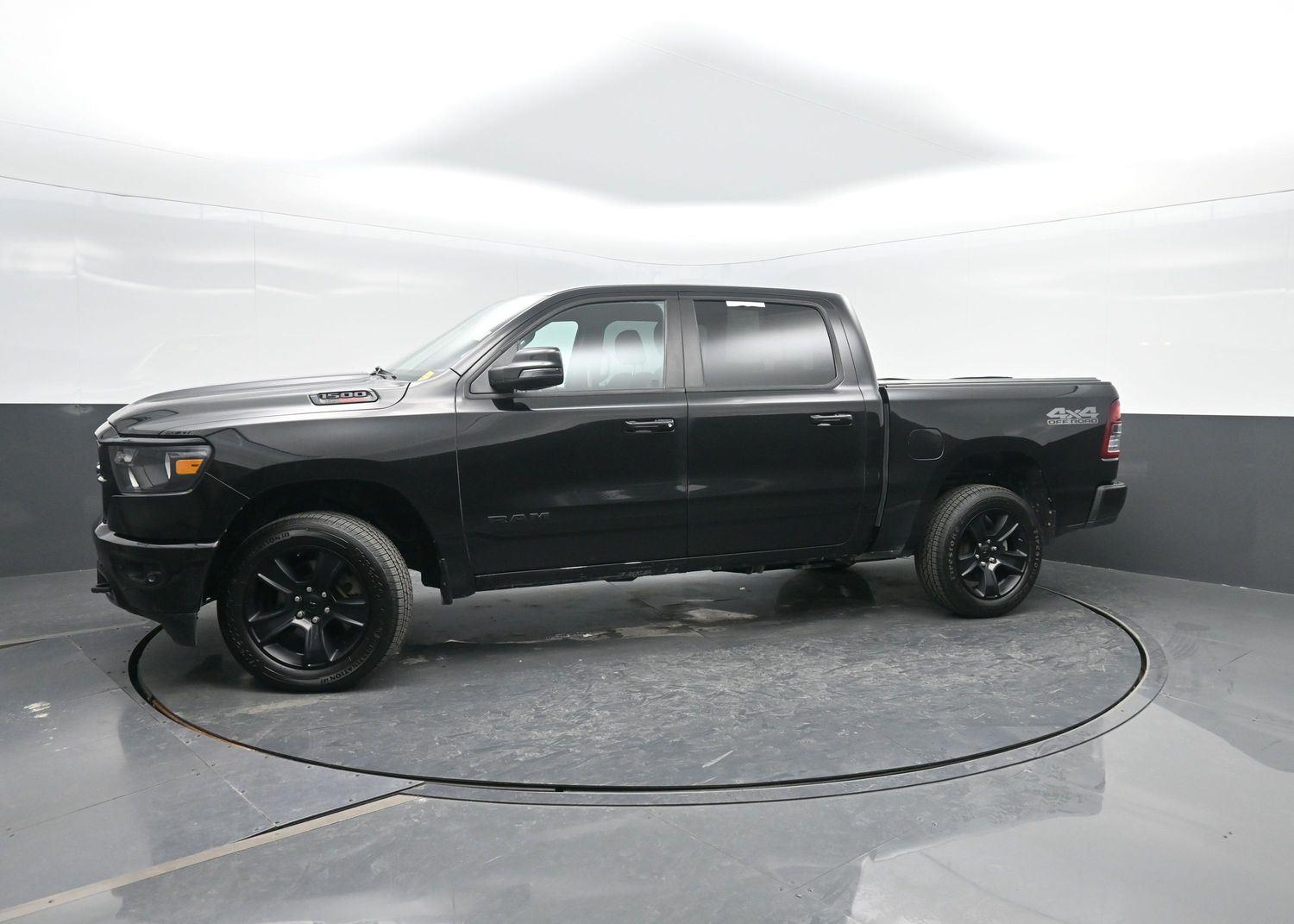 Used 2023 Diamond Black Crystal Pearlcoat Ram Big Horn image 42
