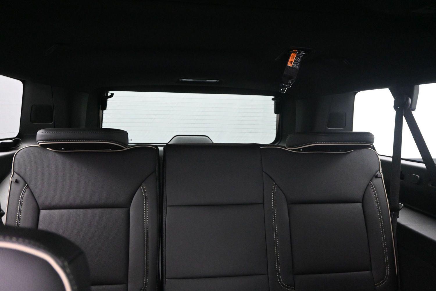 Used 2026 Polar White Tricoat Chevrolet Premier image 17
