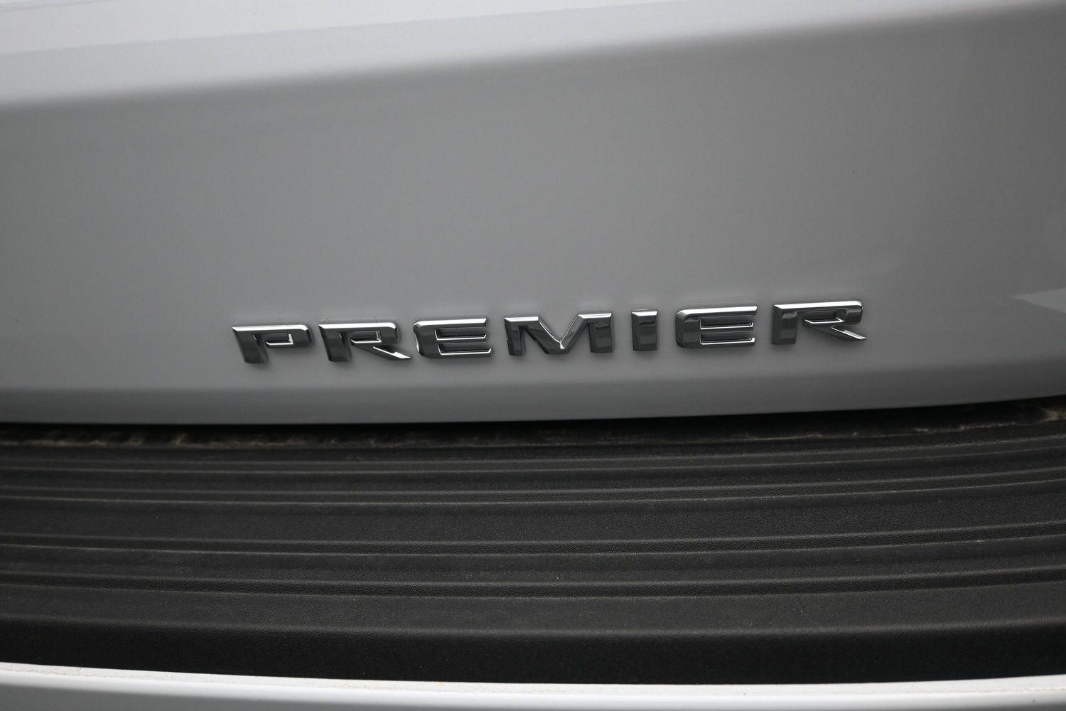 Used 2026 Polar White Tricoat Chevrolet Premier image 18