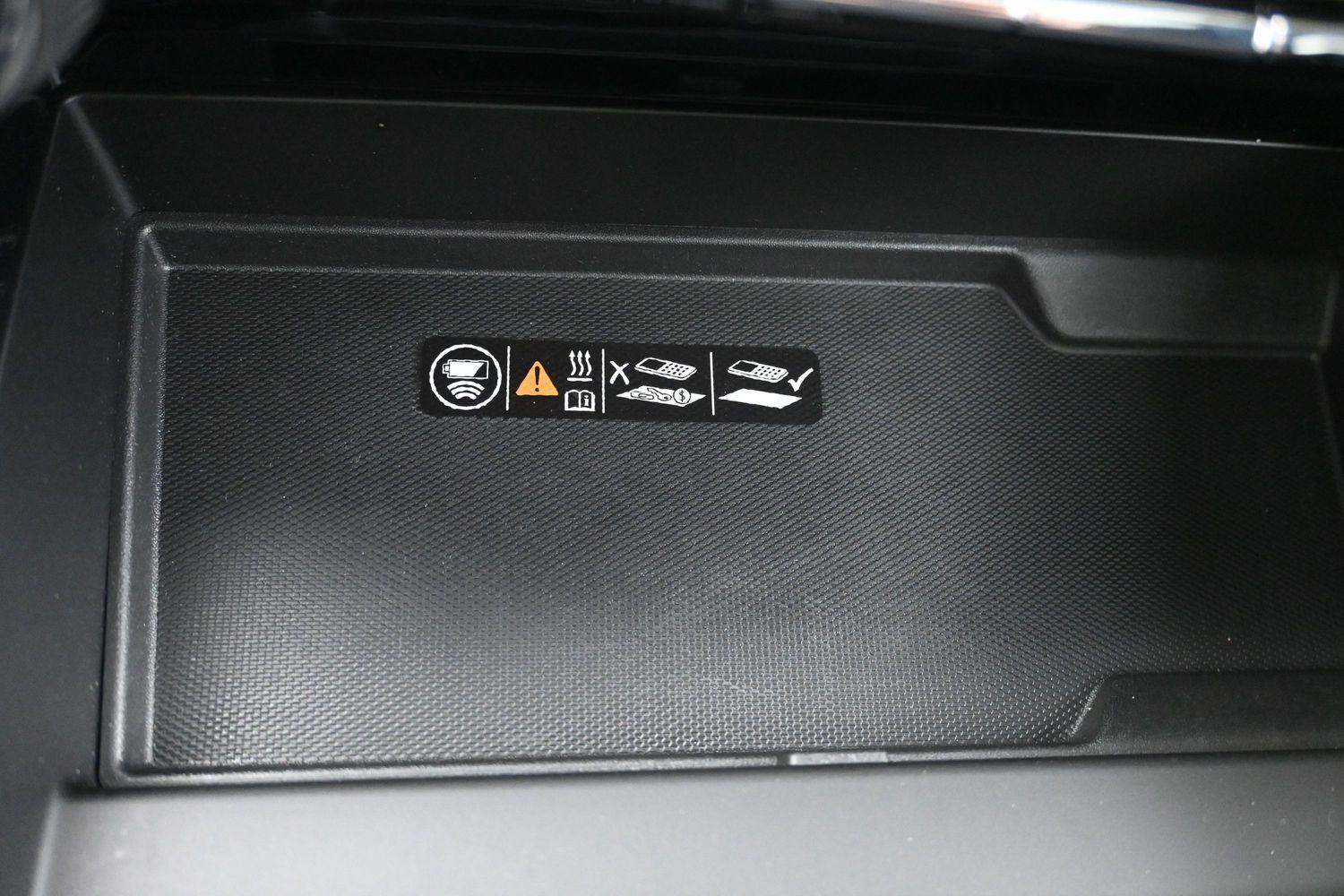 Used 2026 Polar White Tricoat Chevrolet Premier image 35