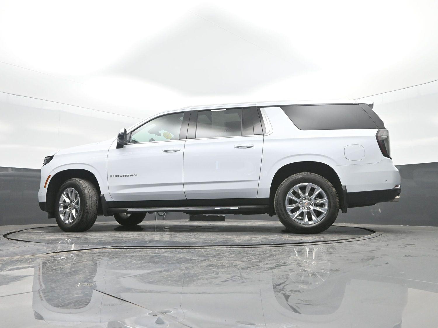 Used 2026 Polar White Tricoat Chevrolet Premier image 39
