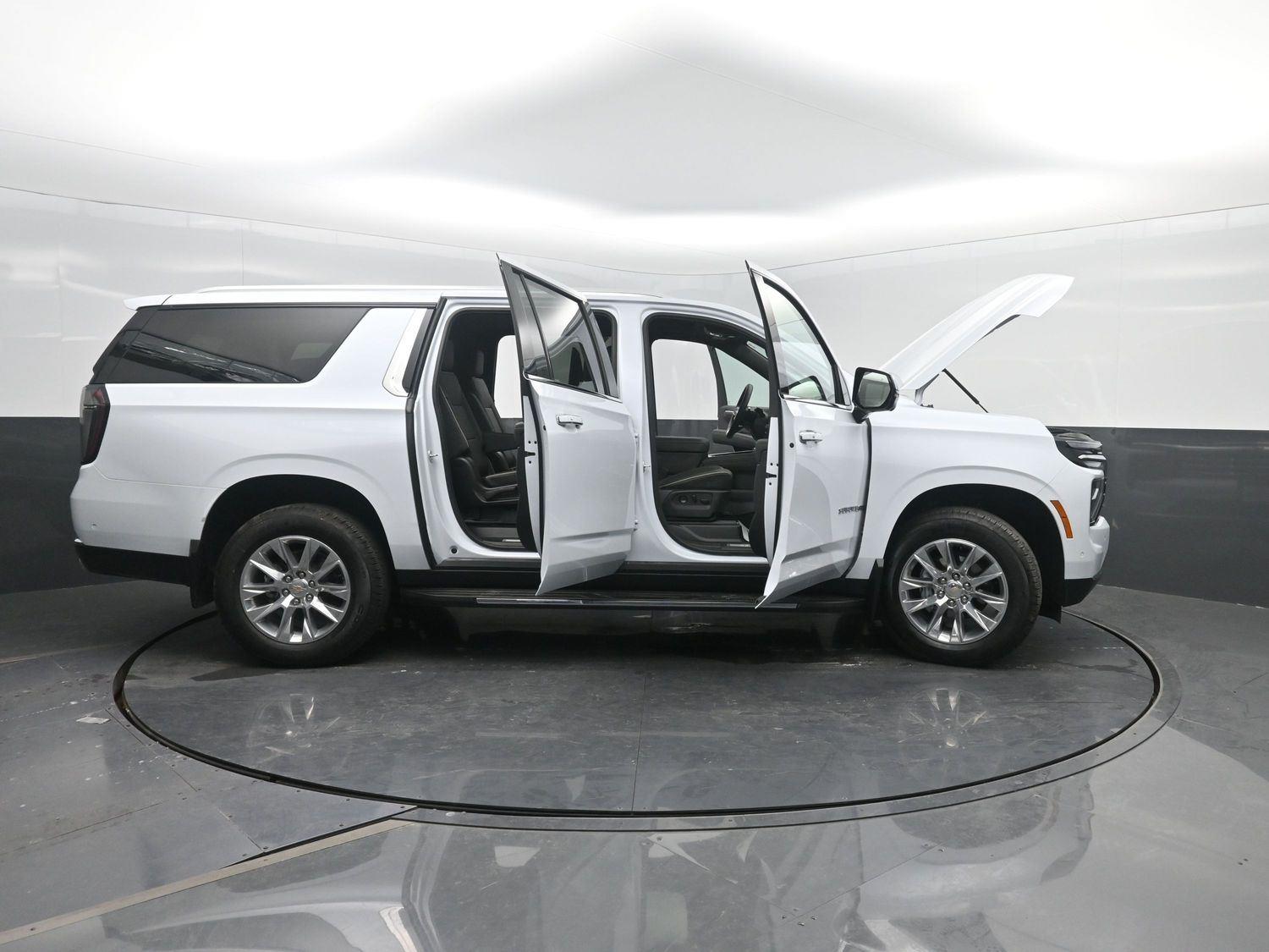 Used 2026 Polar White Tricoat Chevrolet Premier image 53
