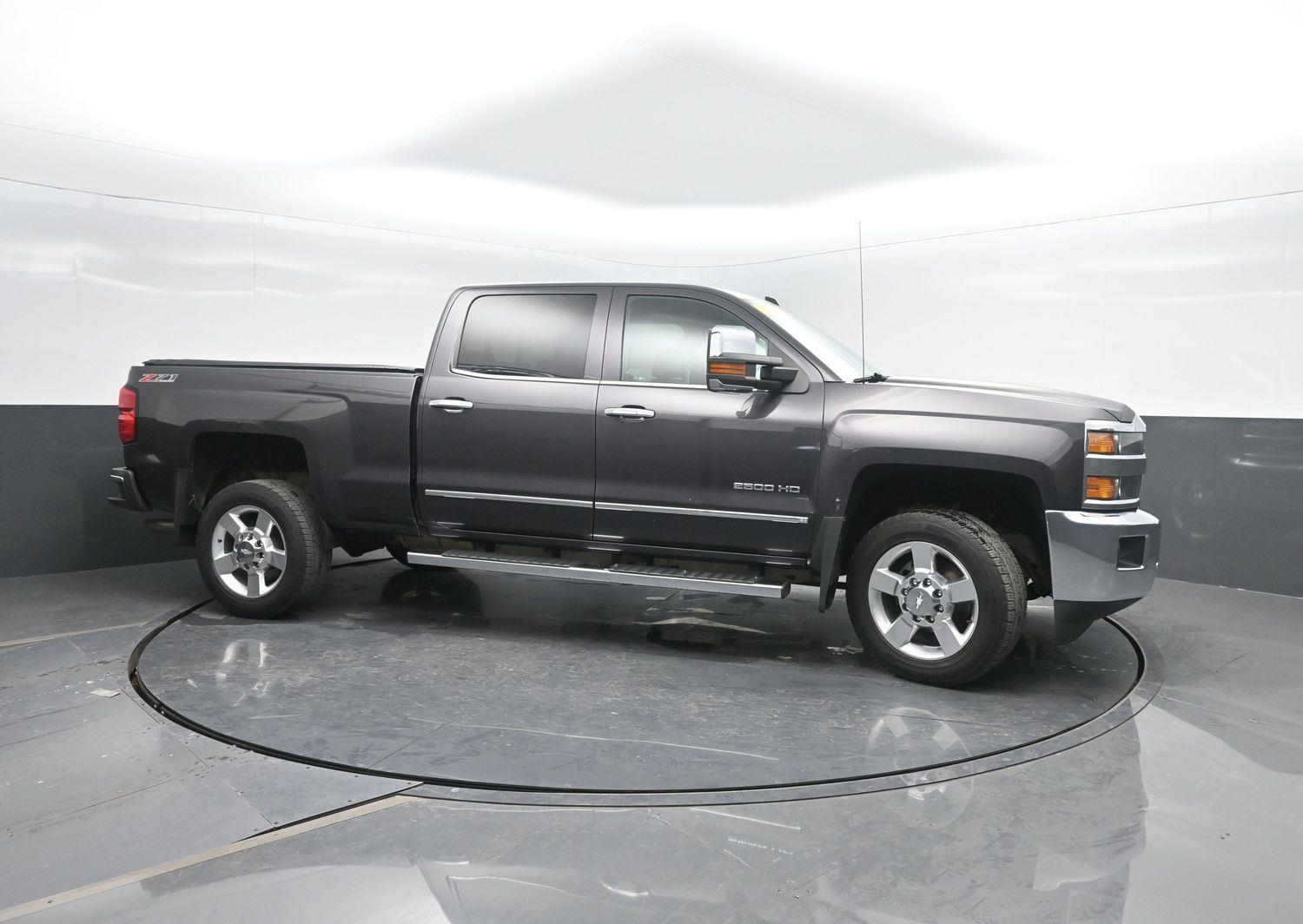 Used 2016 Tungsten Metallic Chevrolet LTZ image 3