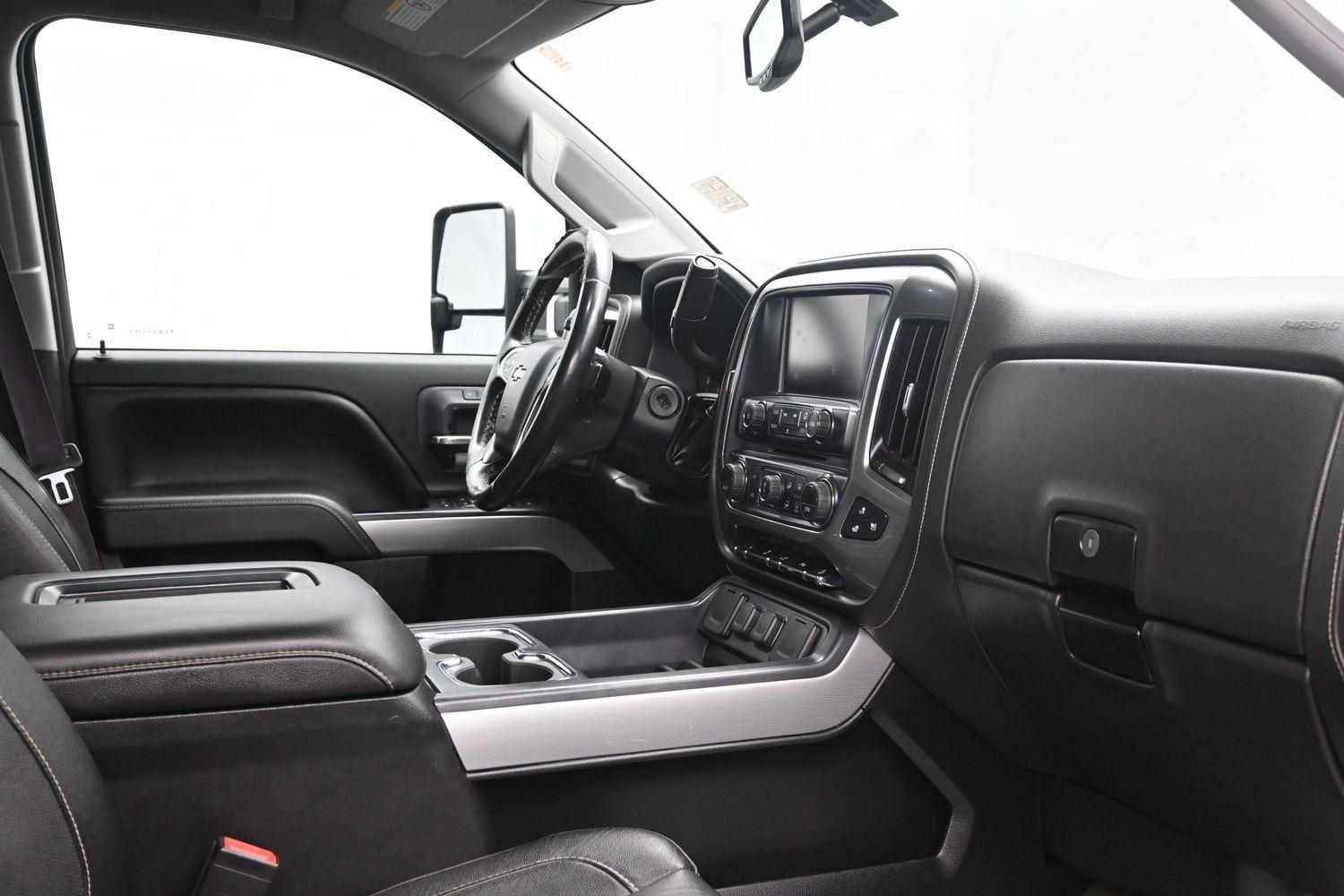 Used 2016 Tungsten Metallic Chevrolet LTZ image 11