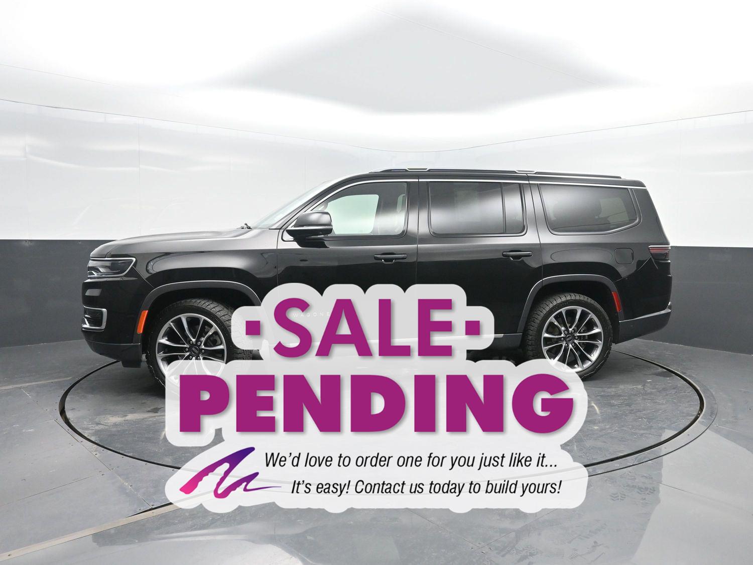 Diamond Black Crystal Pearl 2022 Jeep Wagoneer Series III 4WD SUV / Crossover Four-Wheel Drive 8-Speed Automatic