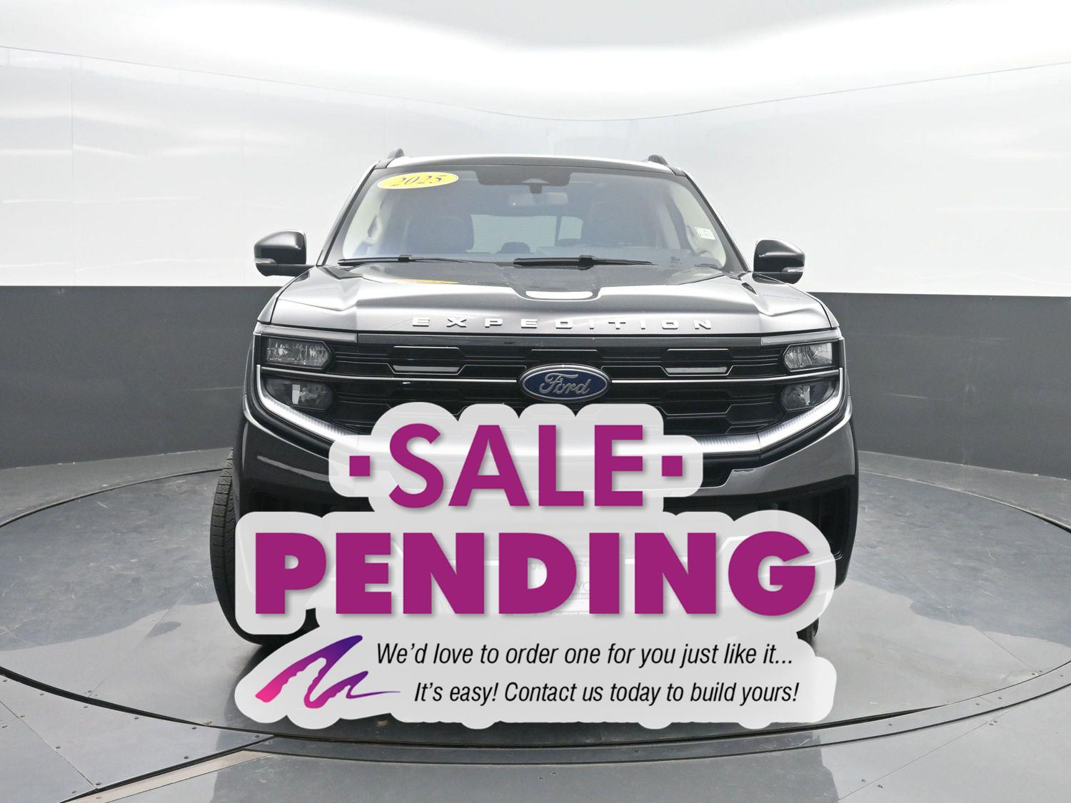 Used 2025 Agate Black Ford Platinum image 46