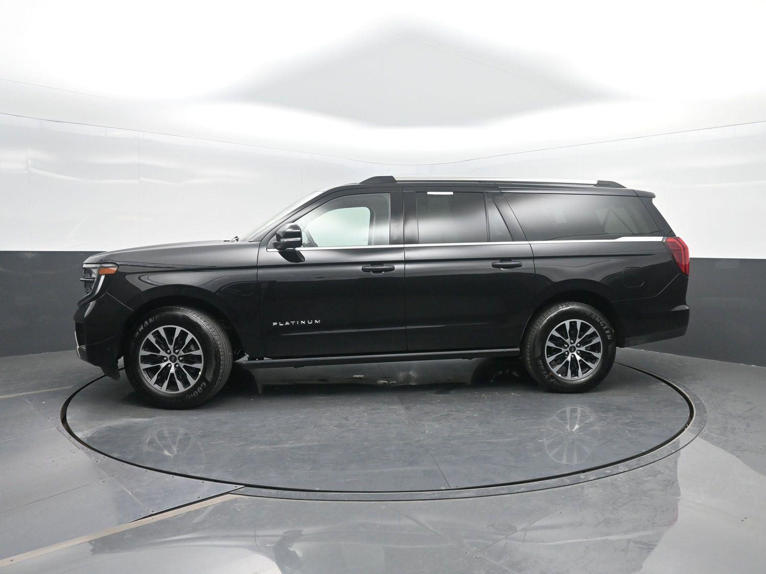 Agate Black 2025 Ford Expedition SUV / Crossover Four-Wheel Drive Automatic