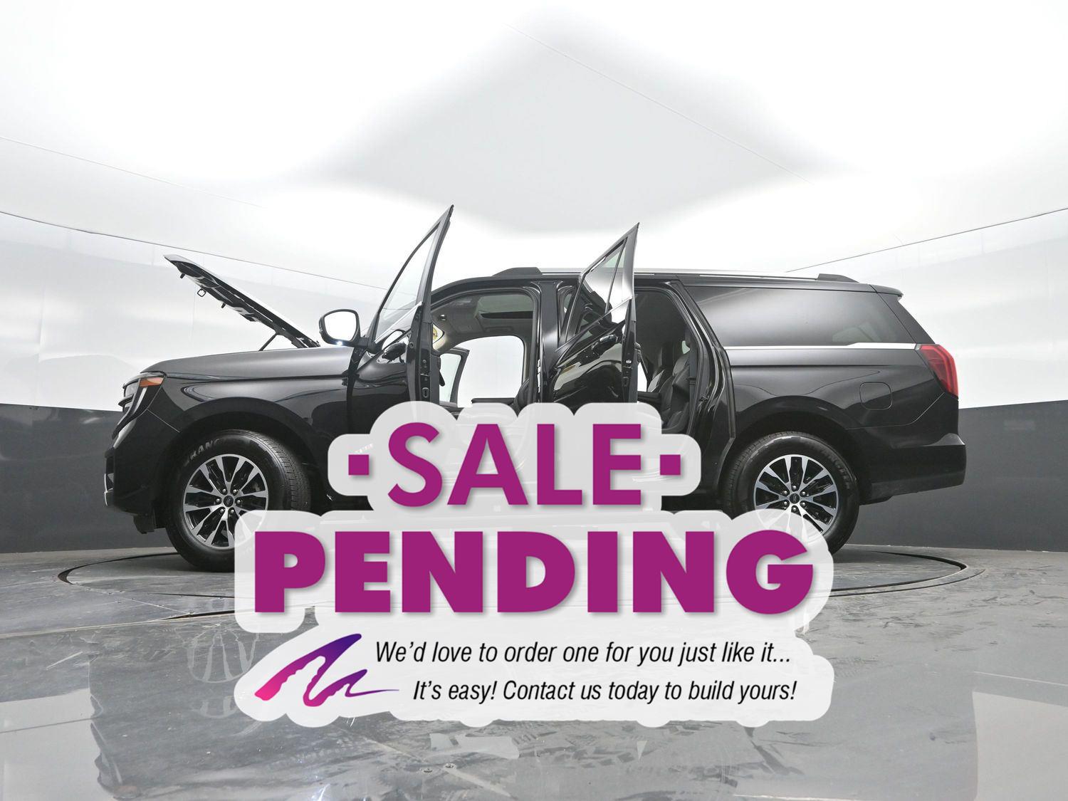 Used 2025 Agate Black Ford Platinum image 54